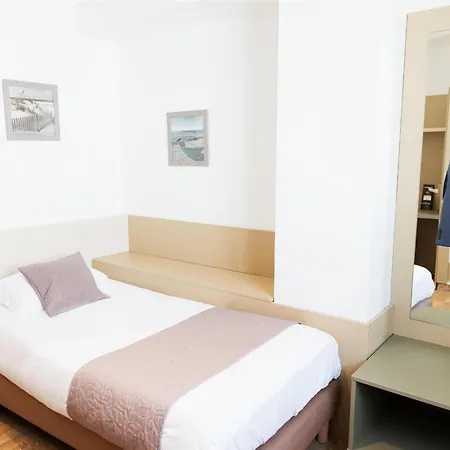 Otel Le Saint Germain 3*