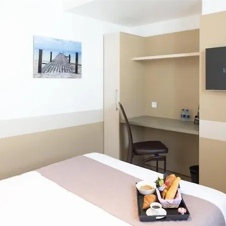 Le Saint Germain Hotel Aulnay-sous-Bois