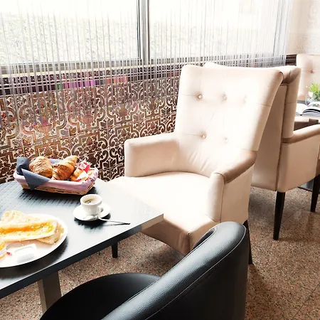 Otel Le Saint Germain Aulnay-sous-Bois