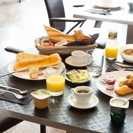 Le Saint Germain Hotel 3*