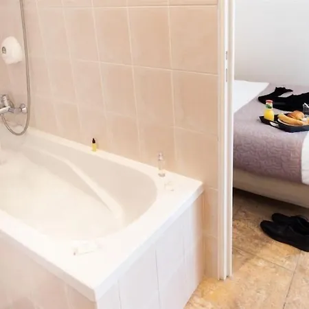Le Saint Germain Hotel